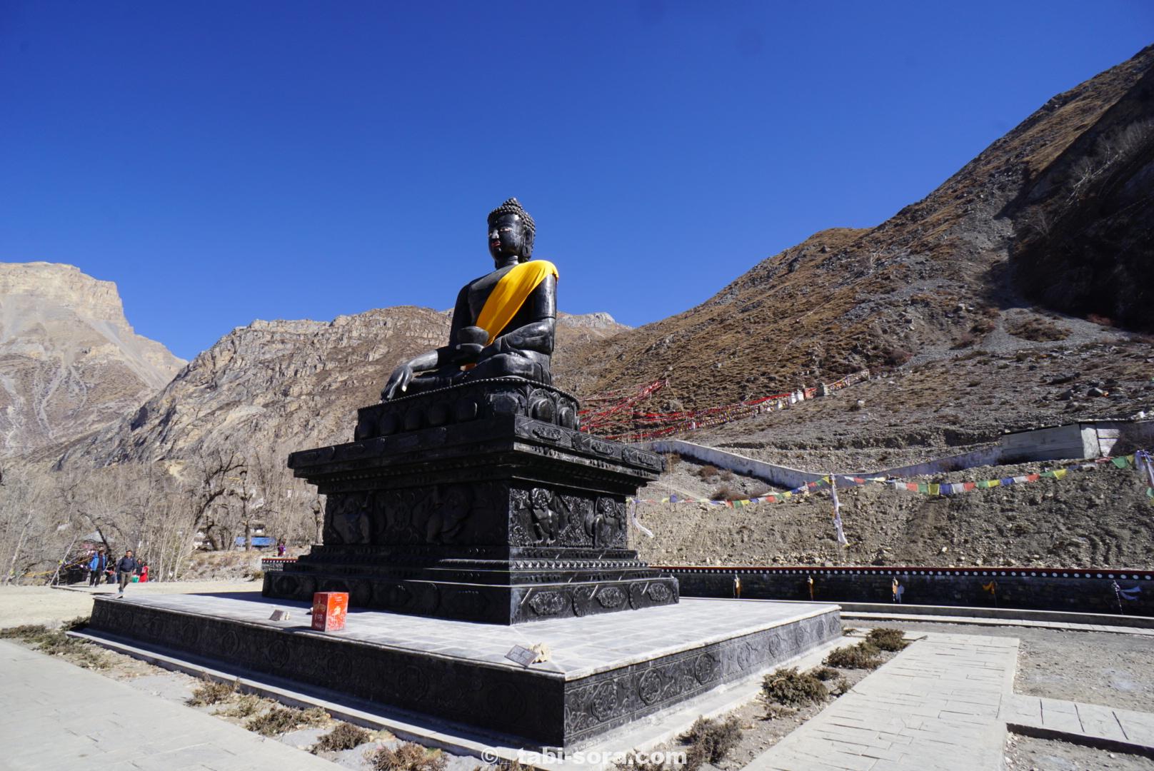 ムクティナートの仏像