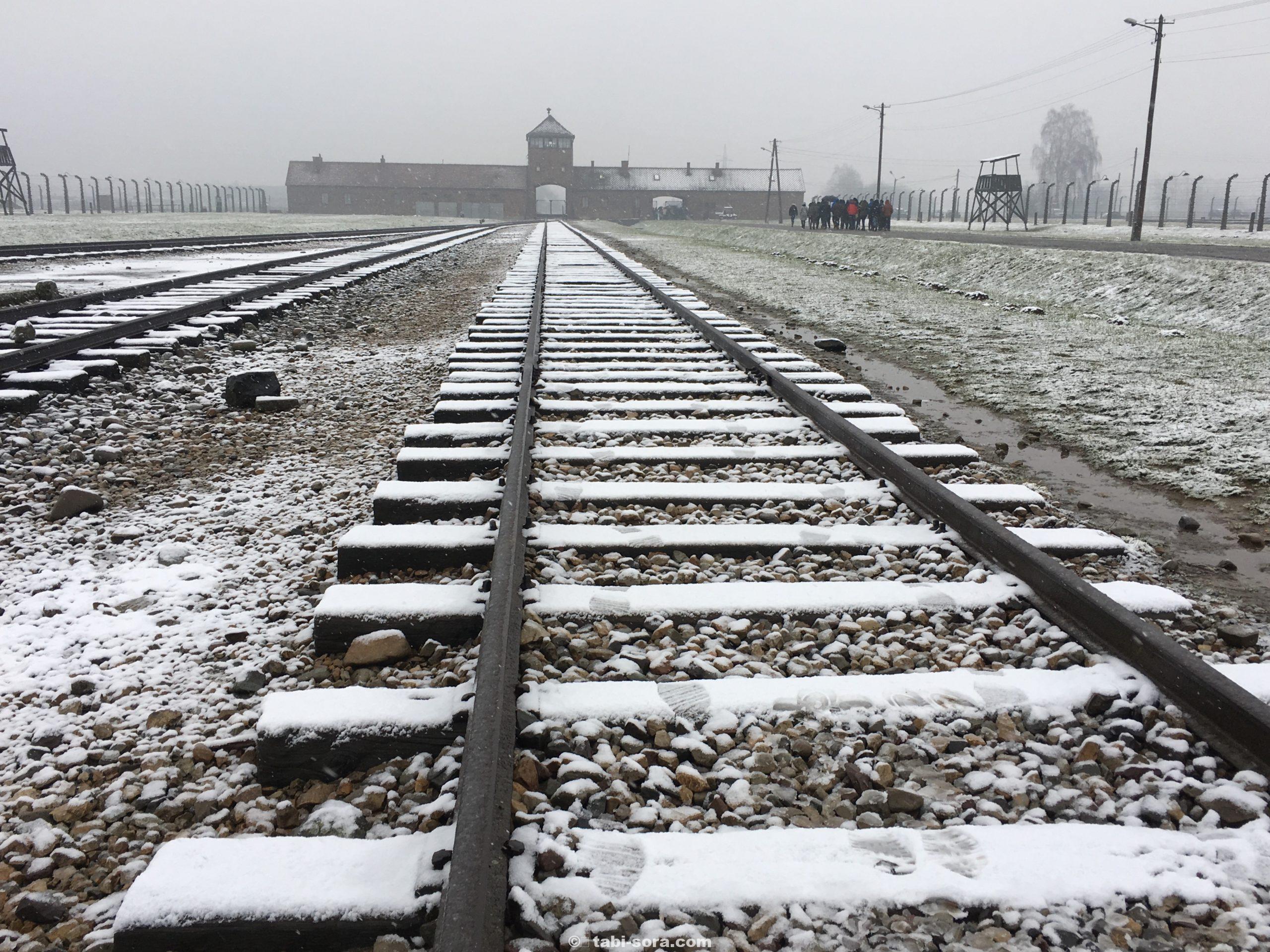 アウシュヴィッツ