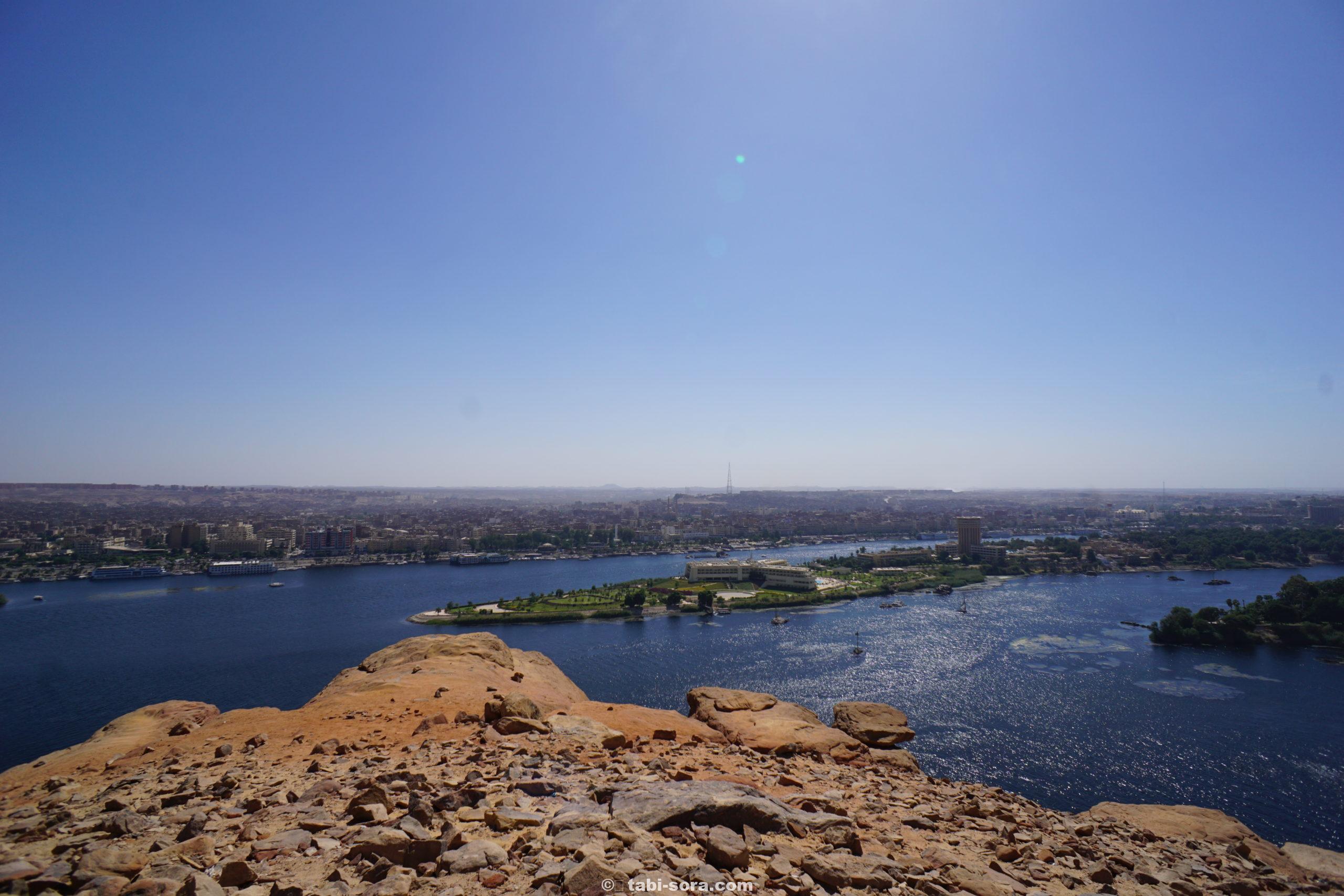 風のドームからナイル川