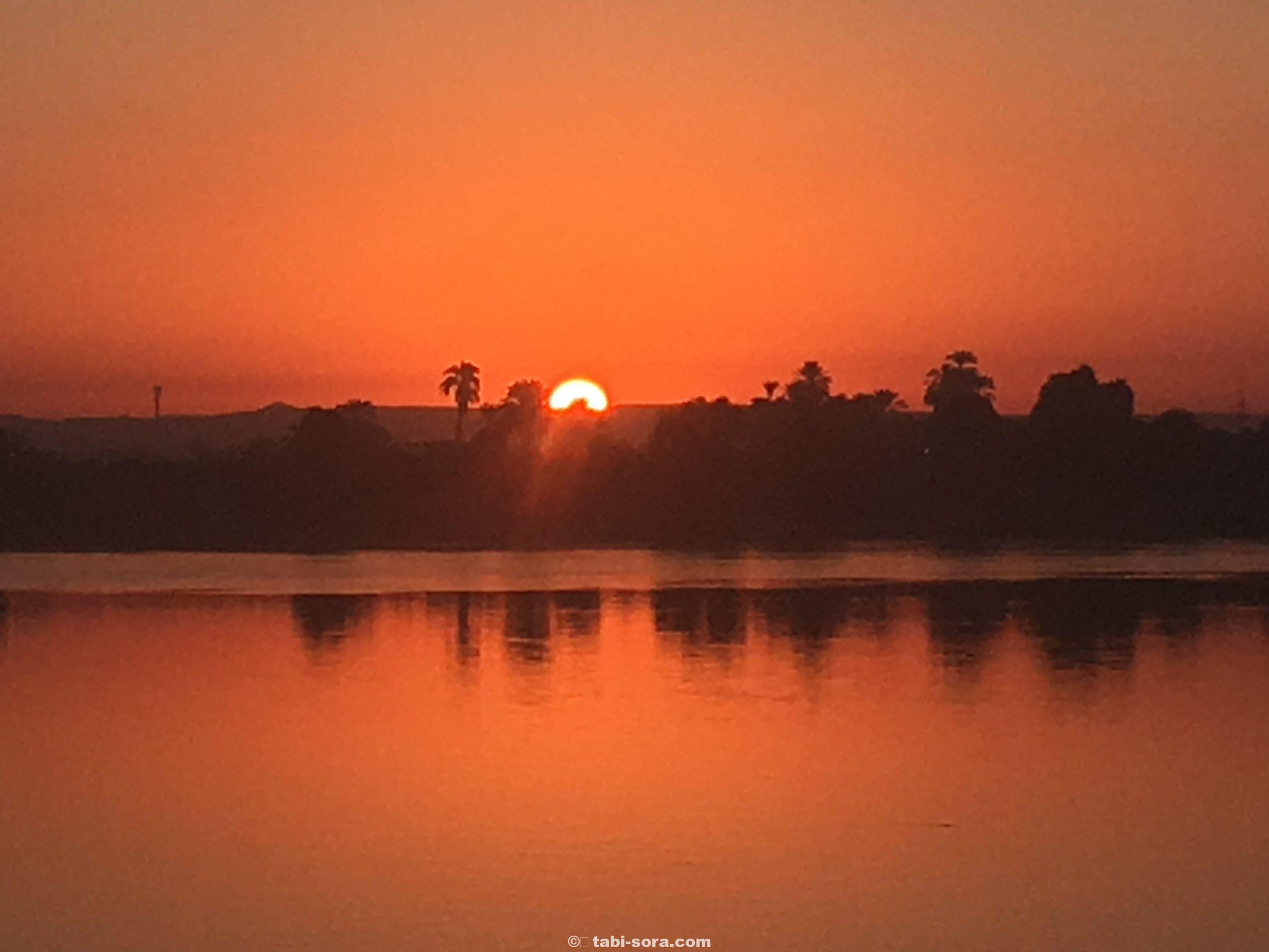 ナイル川の夕陽